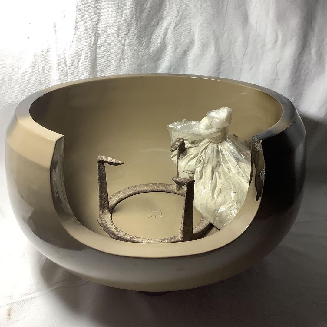 Amazon.co.jp: 茶道具 真塗 面取 土風炉 陶器 （崇）と印有り 釜